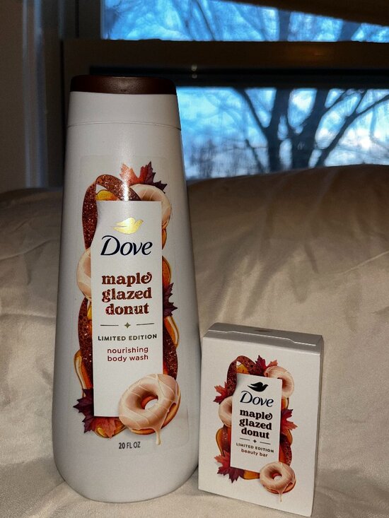 Other - Dove Maple Glazed Donut 20 Fl Ounce Bottle & 4 3.75 Oz Beauty Bar 15 Ounces